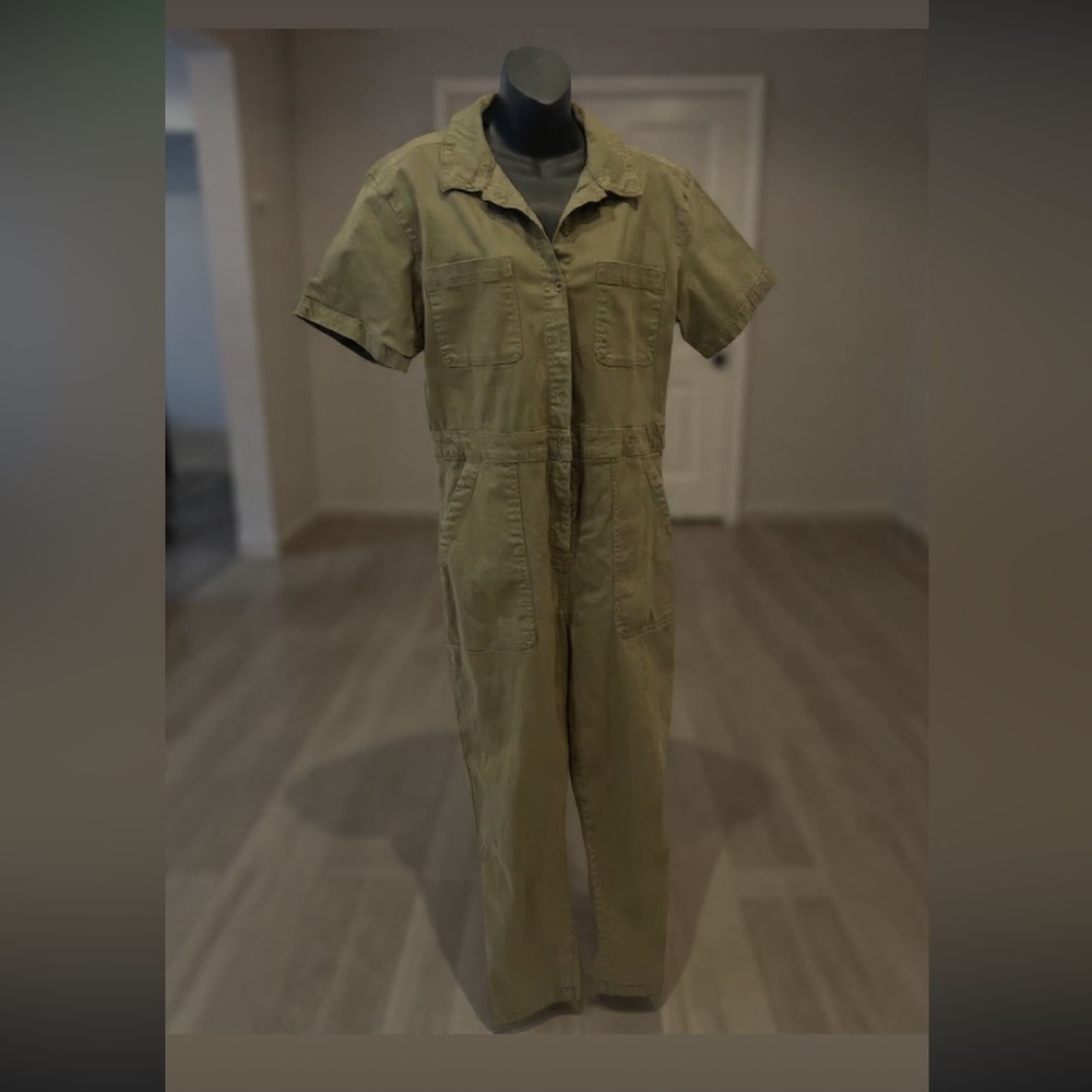 Green Short Sleeve Jumpsuit